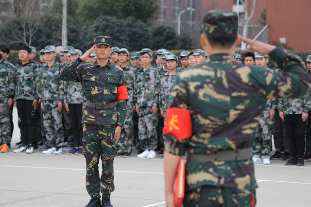 退伍季來臨，退伍軍人不用愁！用技能武裝續(xù)寫軍人不凡！